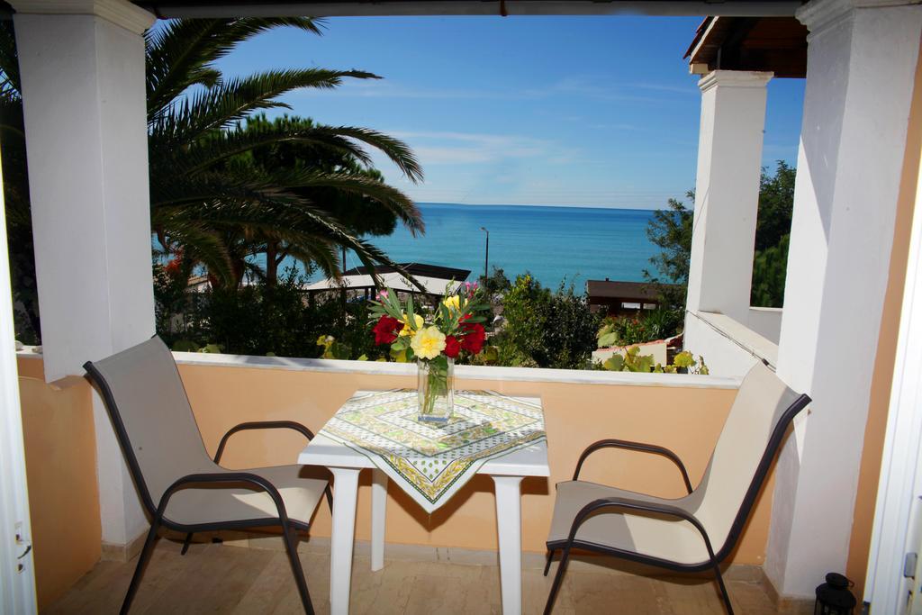 Evgenios Studios Agios Georgios Pagon Buitenkant foto