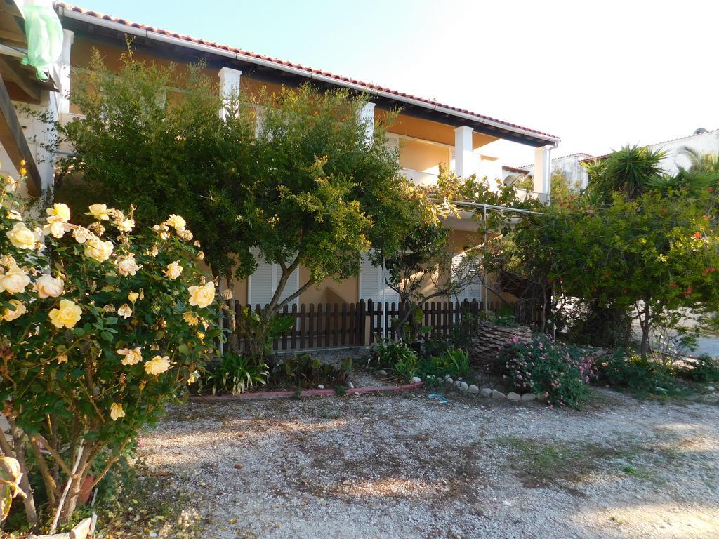 Evgenios Studios Agios Georgios Pagon Buitenkant foto
