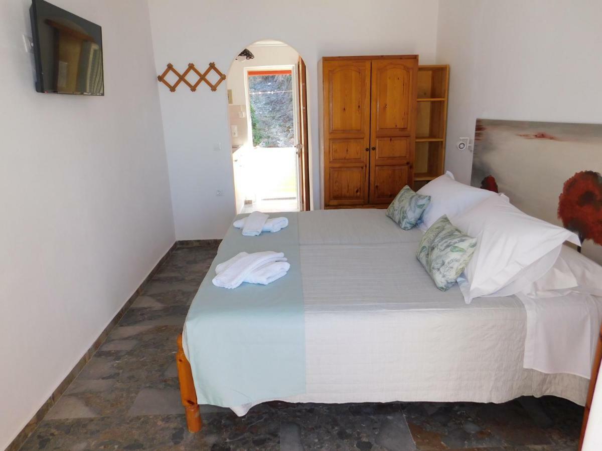 Evgenios Studios Agios Georgios Pagon Buitenkant foto